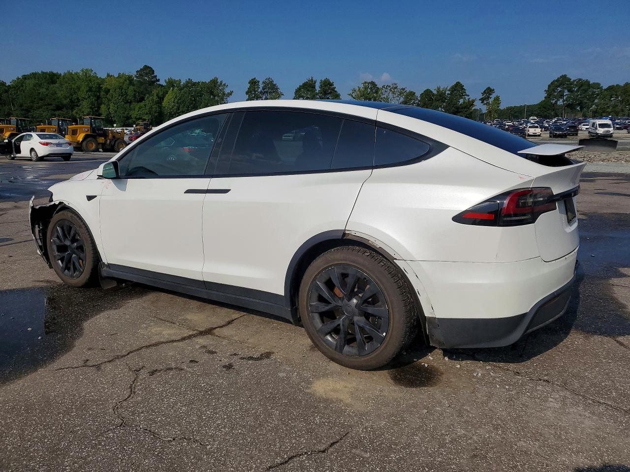 7SAXCBE59PF387426 · 2023 TESLA MODEL X · 2/13