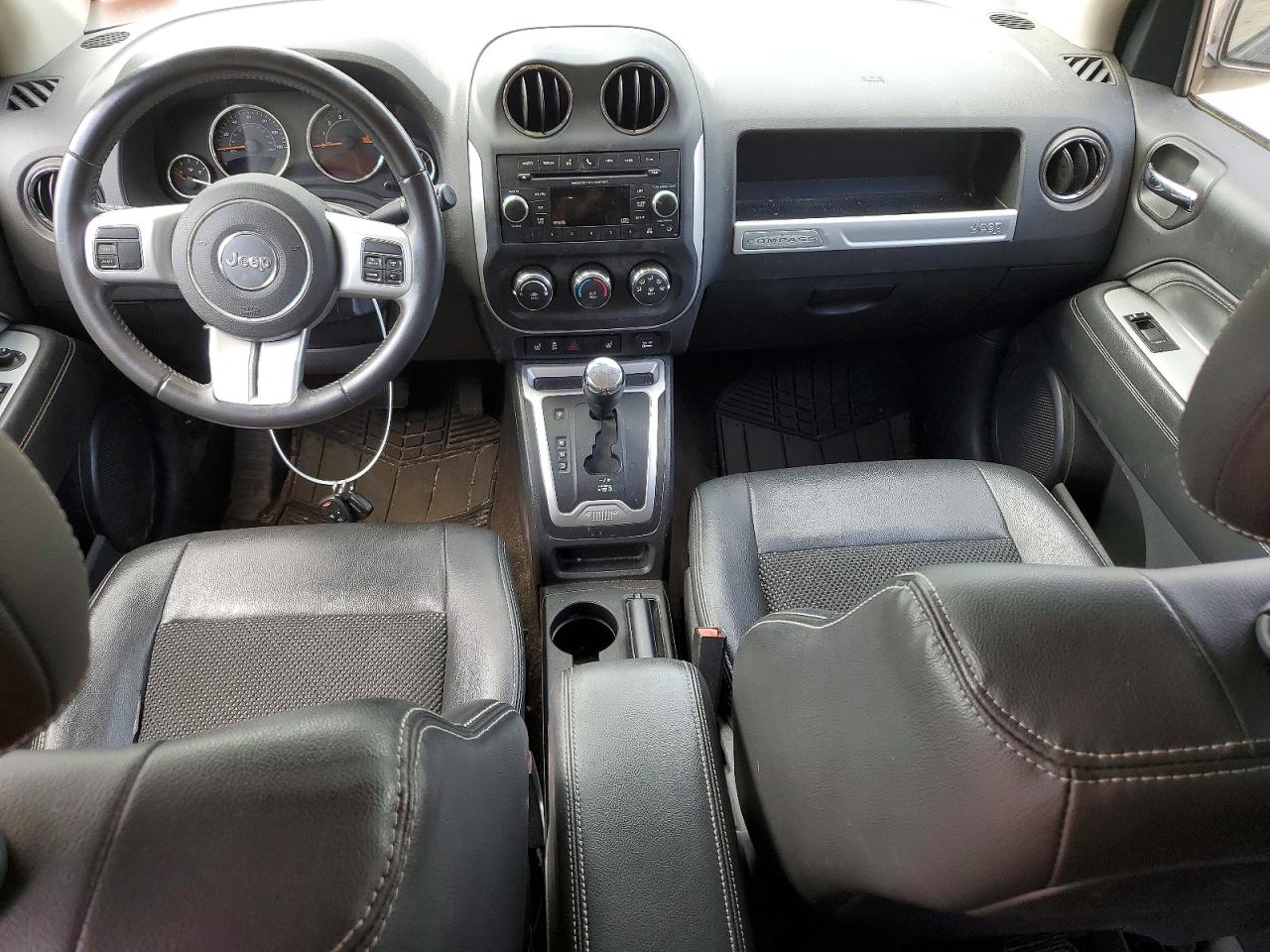 1C4NJDEB2HD178307 · 2017 JEEP COMPASS · 8/13