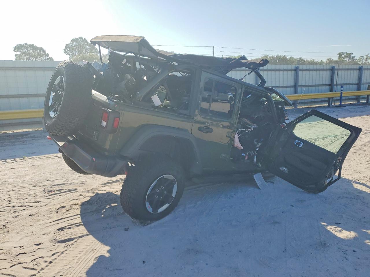 1C4JJXFM9NW202165 · 2022 JEEP WRANGLER UNLIMITED · 3/13