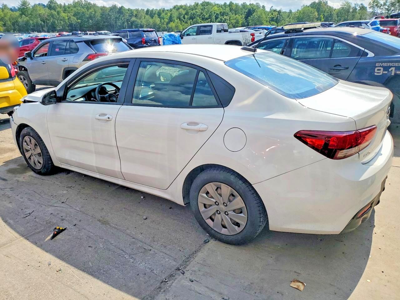 3KPA24AD1LE337053 · 2020 KIA RIO · 2/12