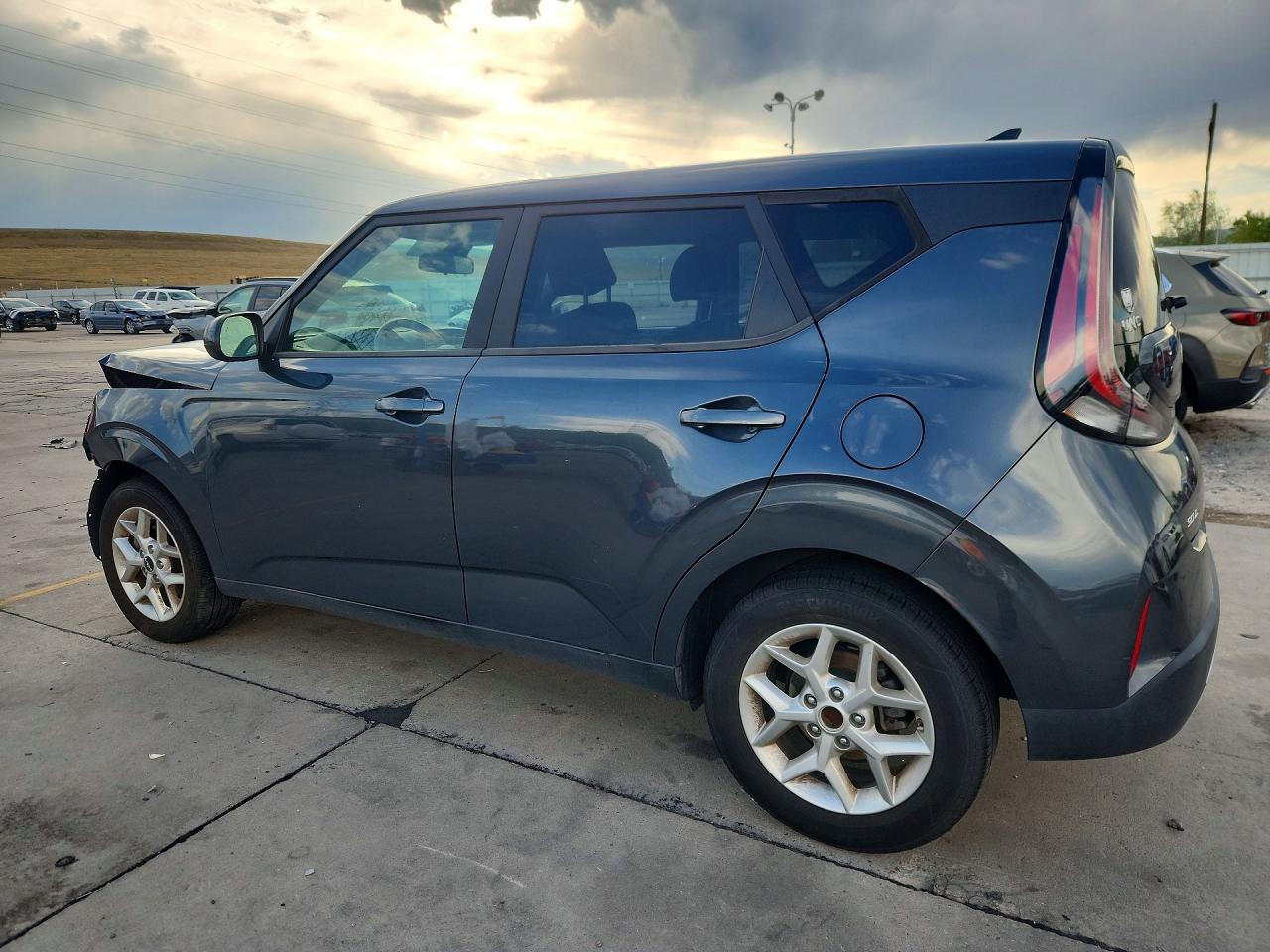 KNDJ23AU4P7197628 · 2023 KIA SOUL · 2/13