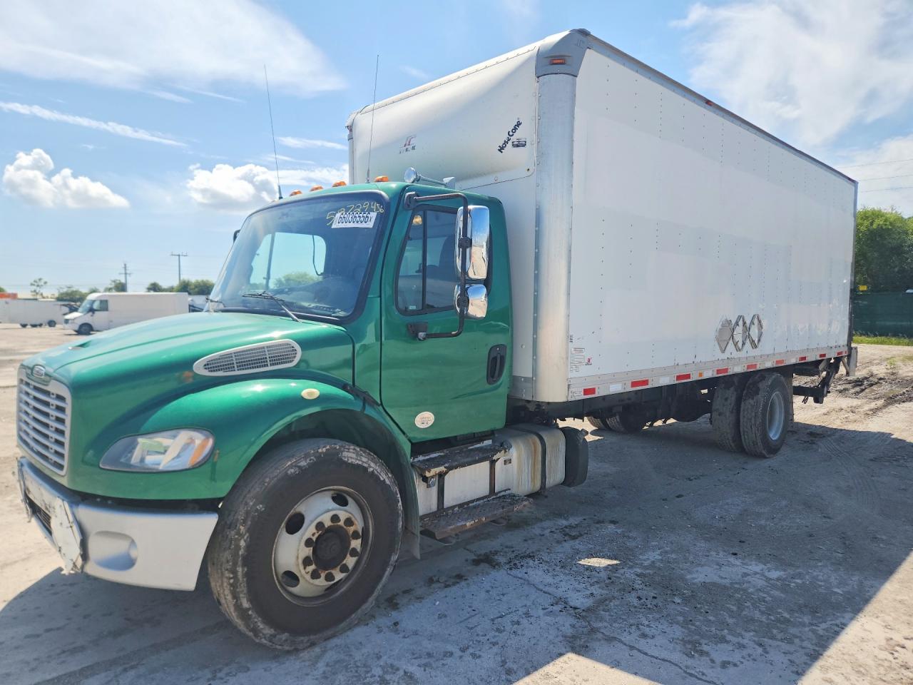 3ALACXDT7GDGN8772 · 2016 FREIGHTLINER M2