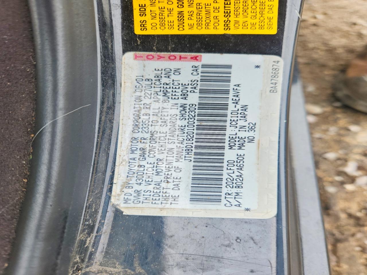 JTHBD182010032309 · 2001 LEXUS IS · 12/12
