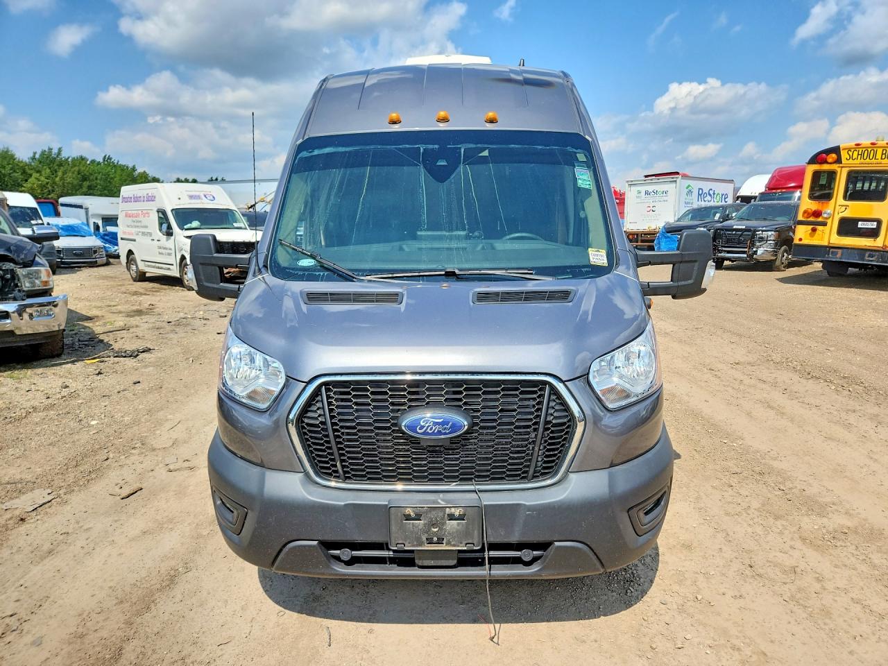 1FTBF4UG6NKA56879 · 2022 FORD TRANSIT · 5/13