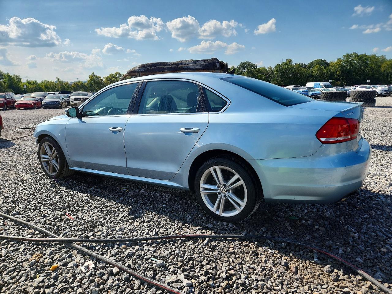 1VWBM7A32DC051919 · 2013 VOLKSWAGEN PASSAT · 2/12