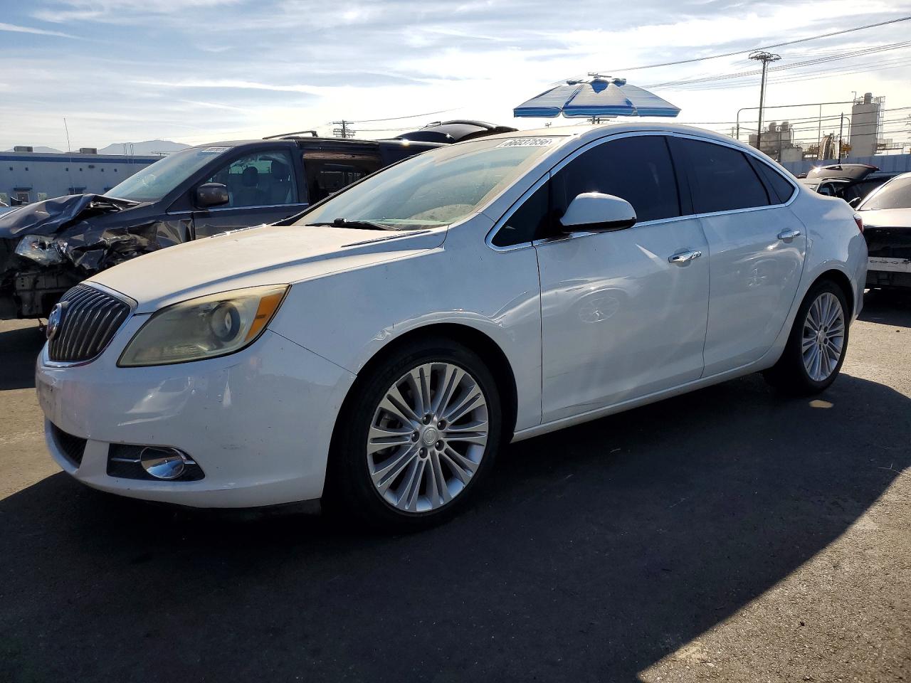 1G4PP5SK9E4160203 · 2014 BUICK VERANO