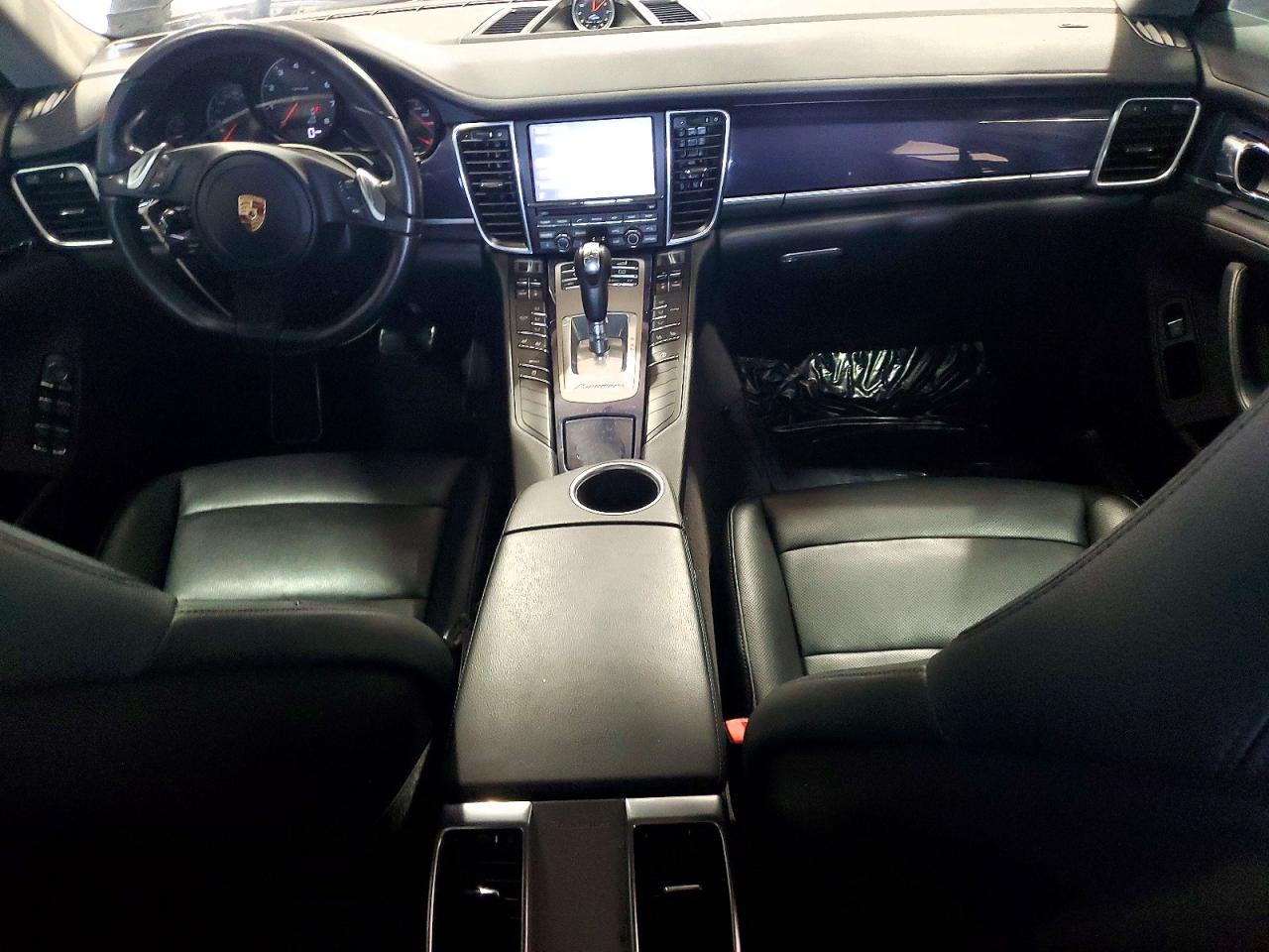 WP0AA2A77FL002411 · 2015 PORSCHE PANAMERA · 8/12