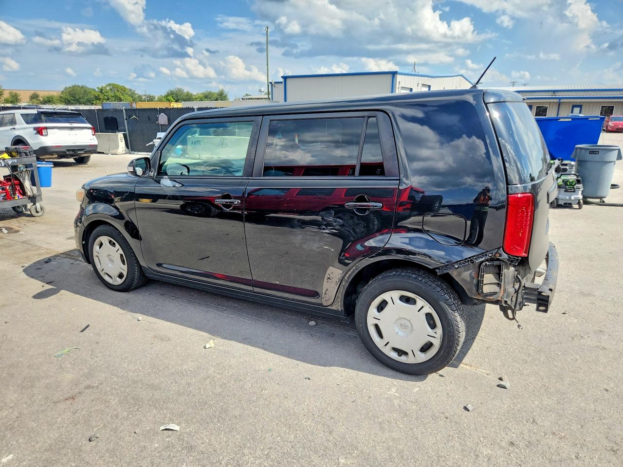 JTLKE50E581041995 · 2008 SCION XB · 2/13