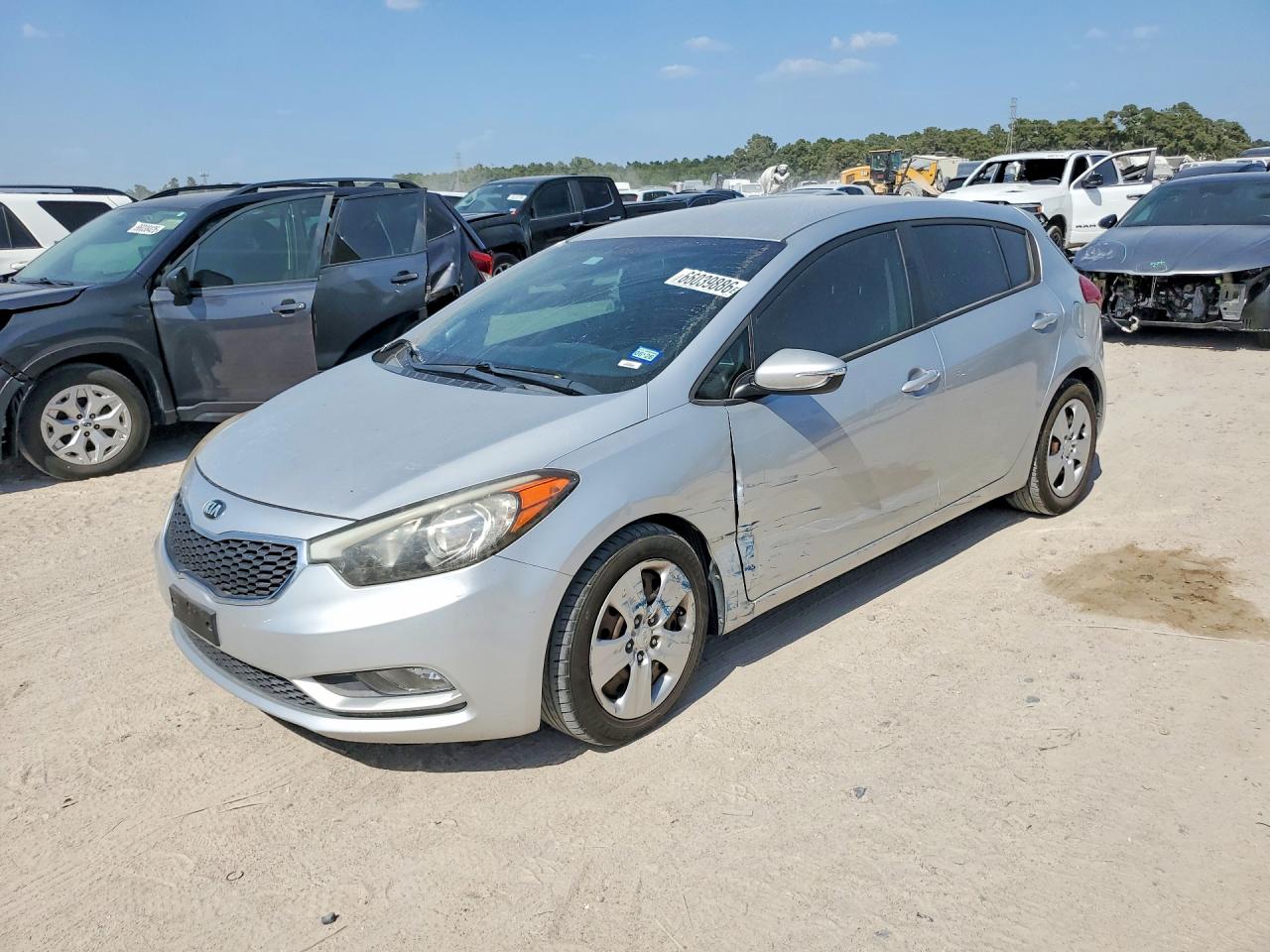 2016 KIA FORTE5