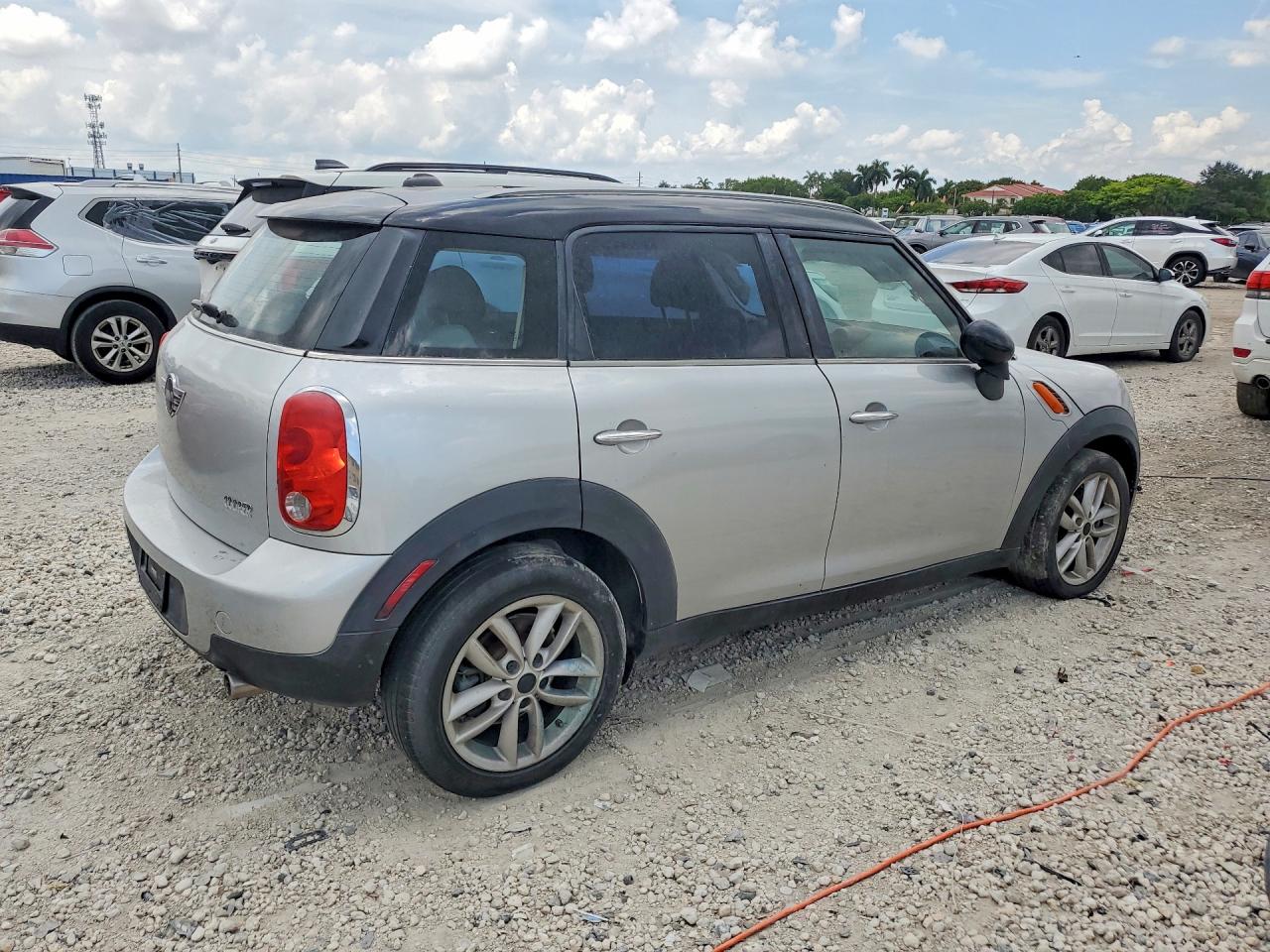 WMWZB3C55DWM31329 · 2013 MINI COOPER · 3/13