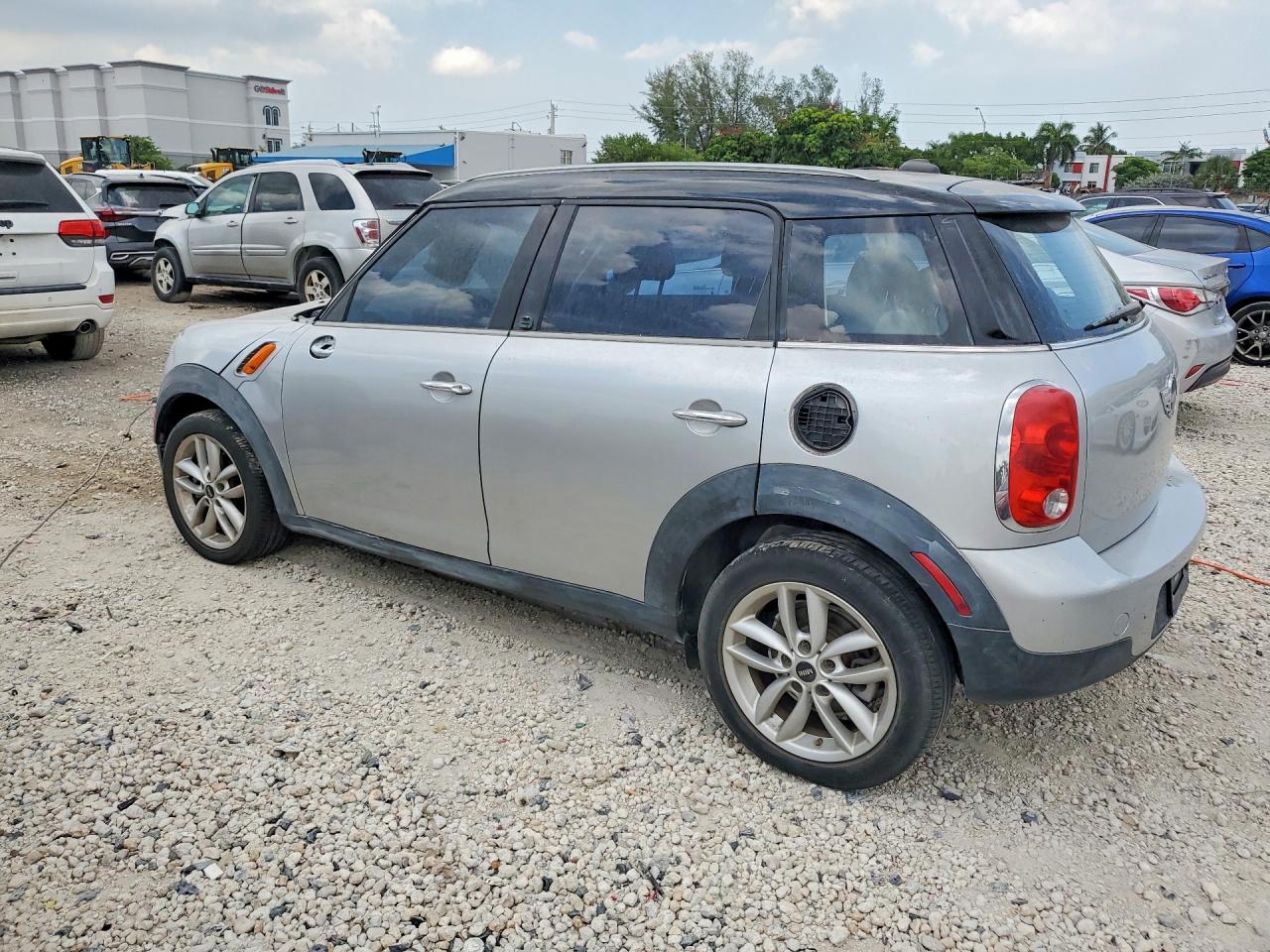 WMWZB3C55DWM31329 · 2013 MINI COOPER · 2/13