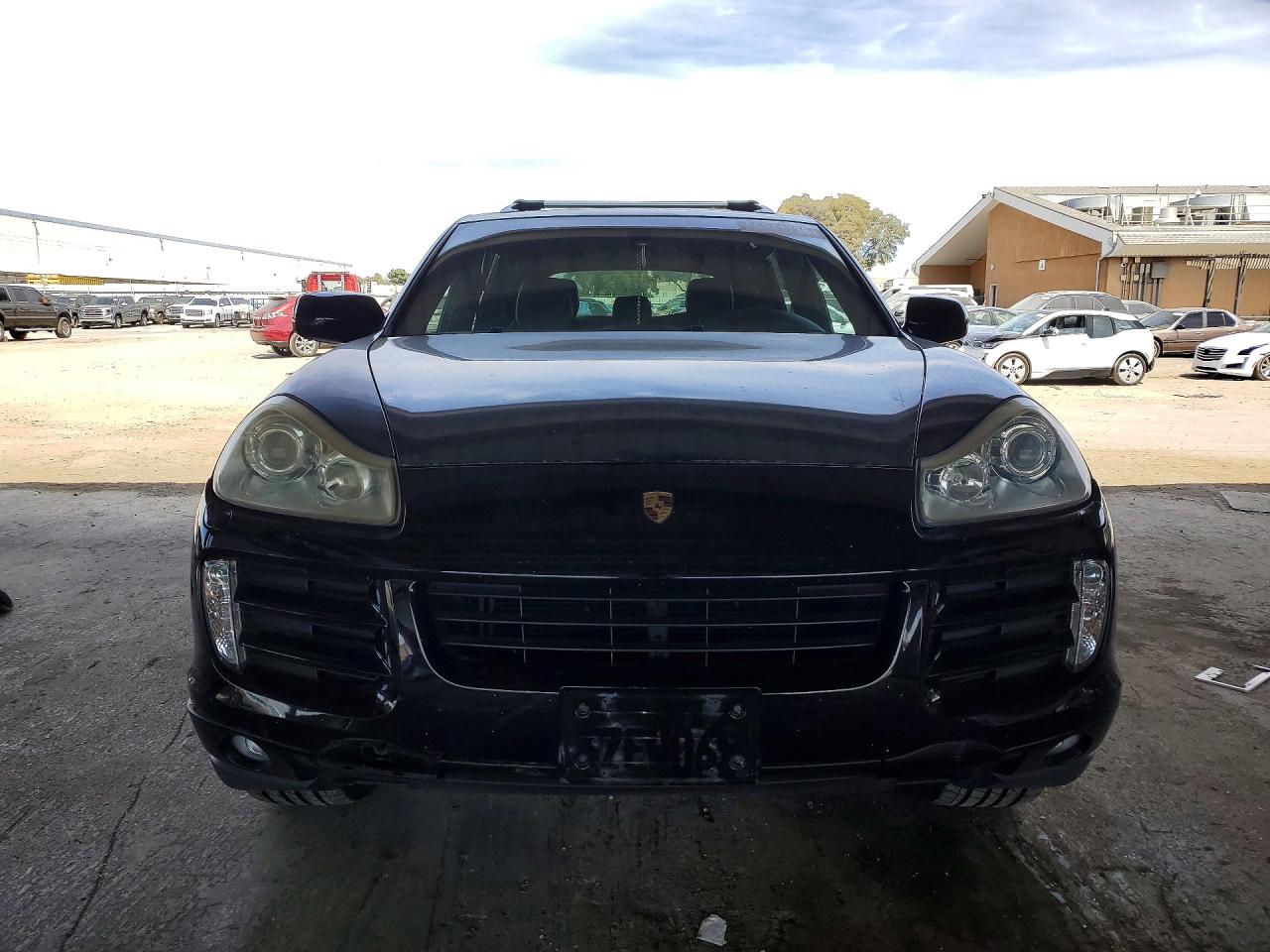 WP1AB29P38LA34484 · 2008 PORSCHE CAYENNE · 5/12