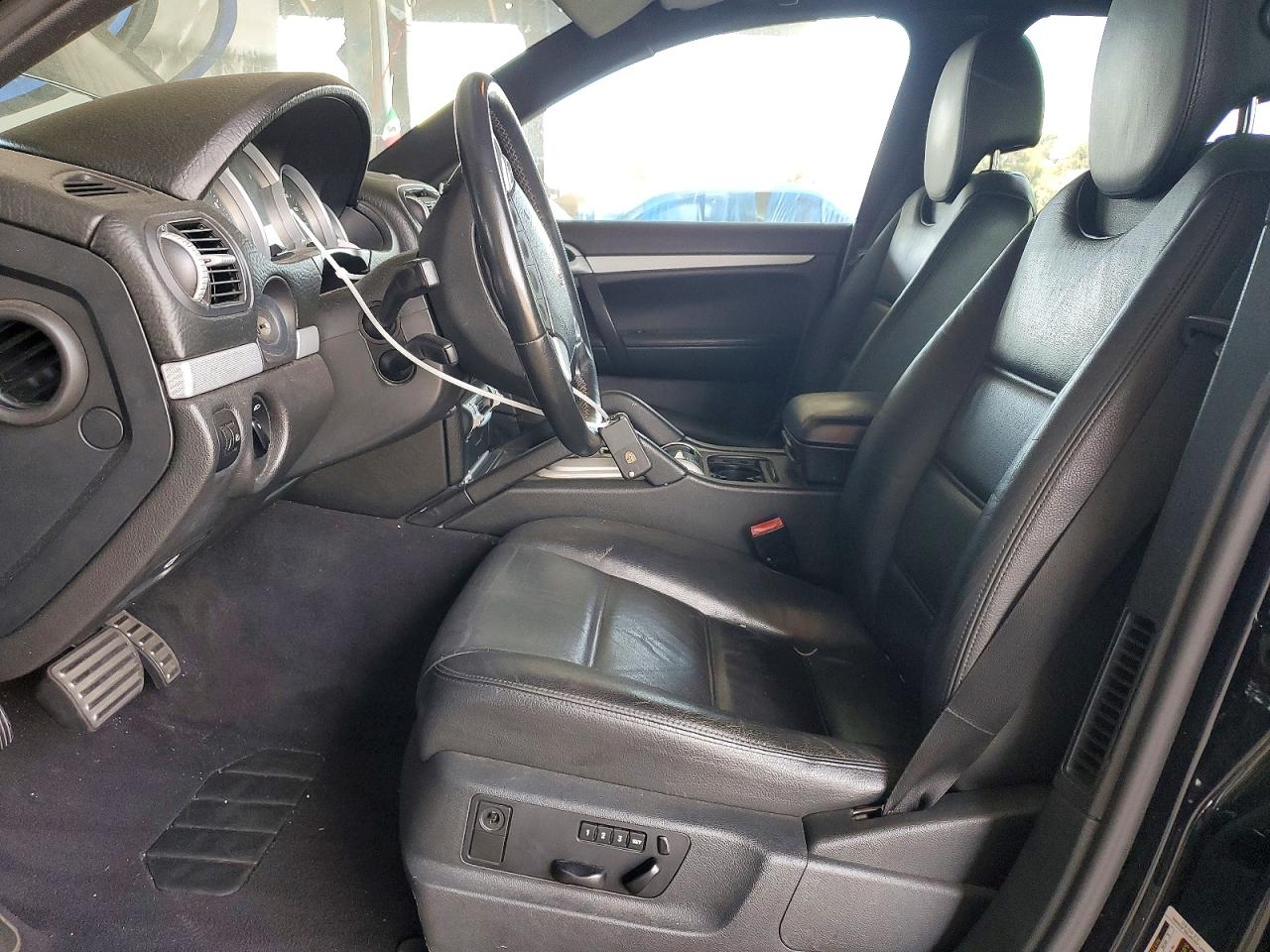 WP1AB29P38LA34484 · 2008 PORSCHE CAYENNE · 7/12