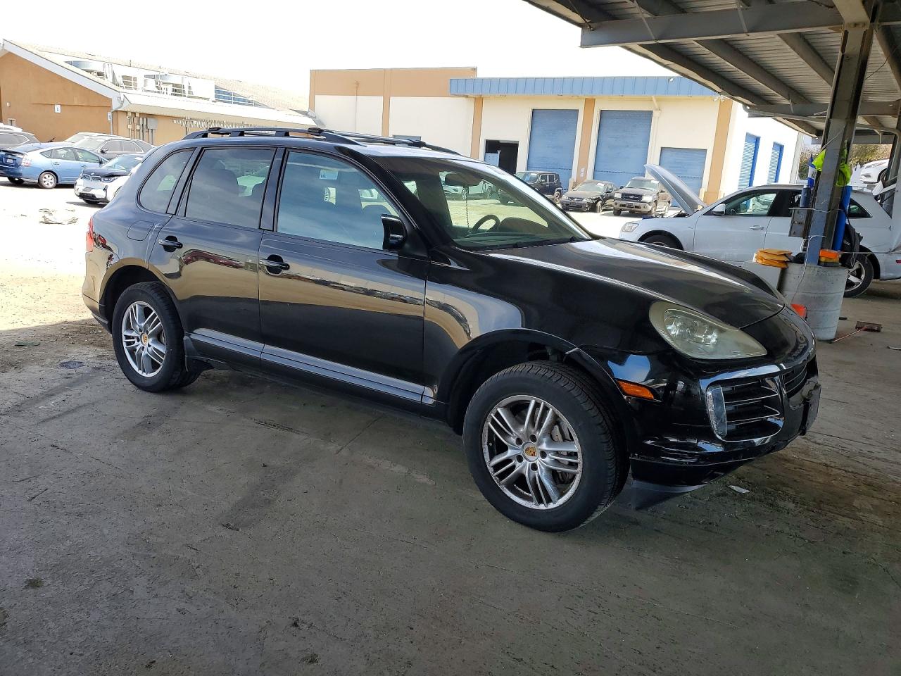 WP1AB29P38LA34484 · 2008 PORSCHE CAYENNE · 4/12