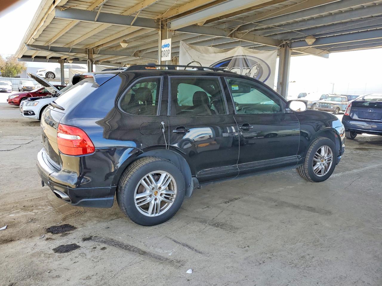 WP1AB29P38LA34484 · 2008 PORSCHE CAYENNE · 3/12
