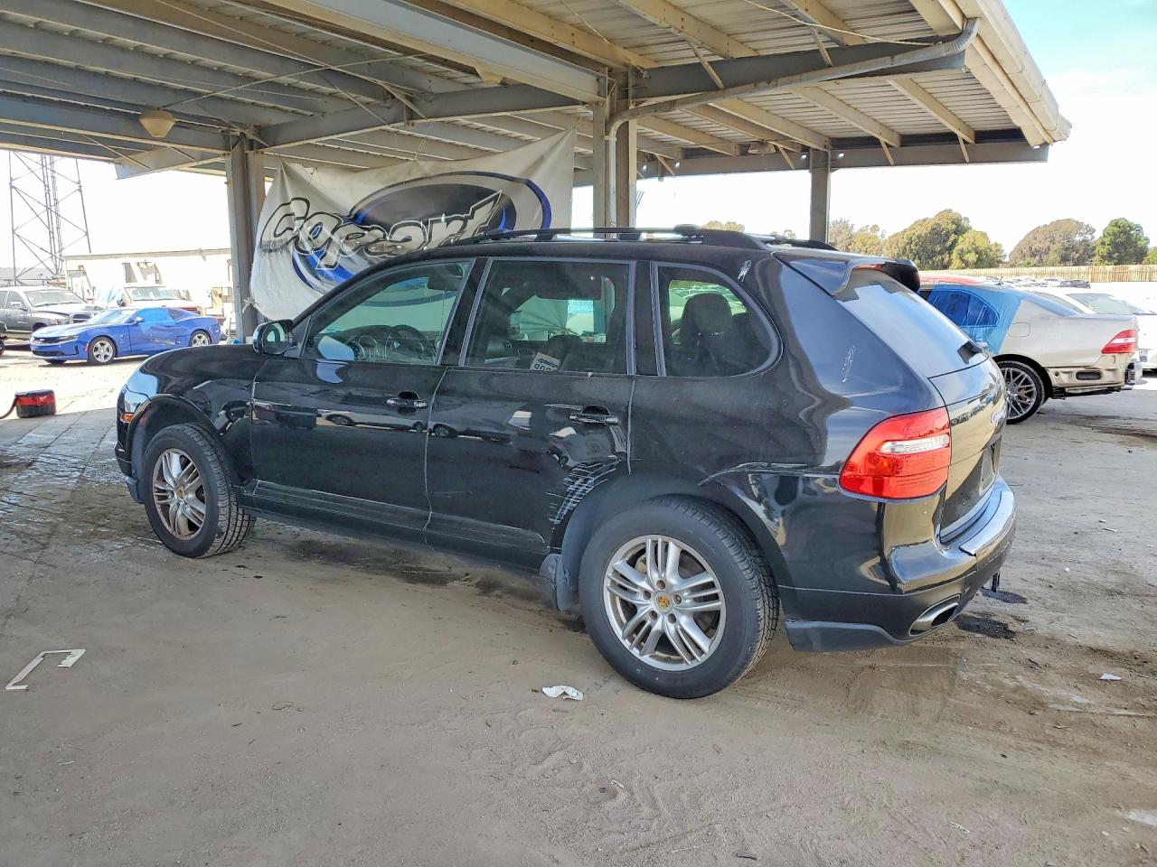 WP1AB29P38LA34484 · 2008 PORSCHE CAYENNE · 2/12