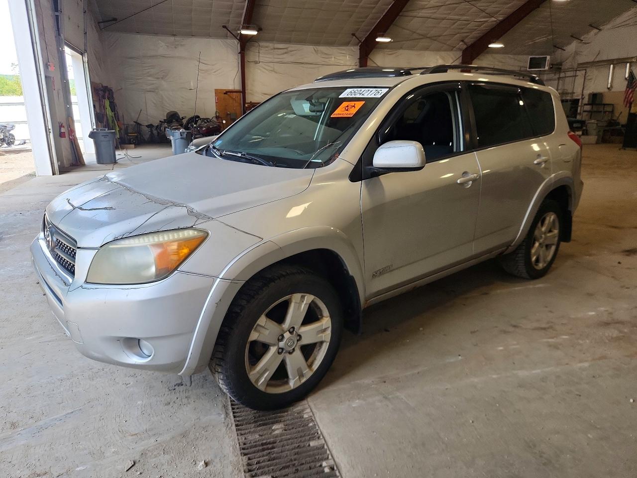 JTMBD32V566022427 · 2006 TOYOTA RAV4