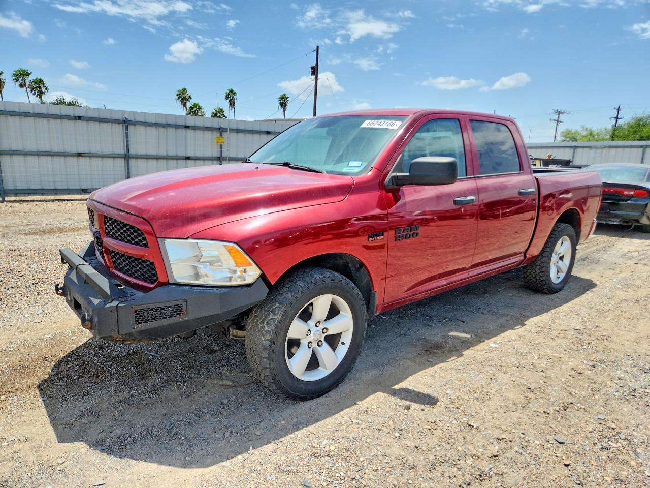 1C6RR7KT7FS694915 · 2015 RAM 1500