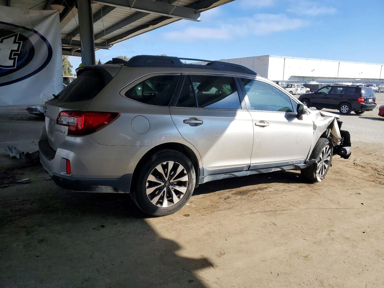 4S4BSANC0H3228498 · 2017 SUBARU OUTBACK · 3/12