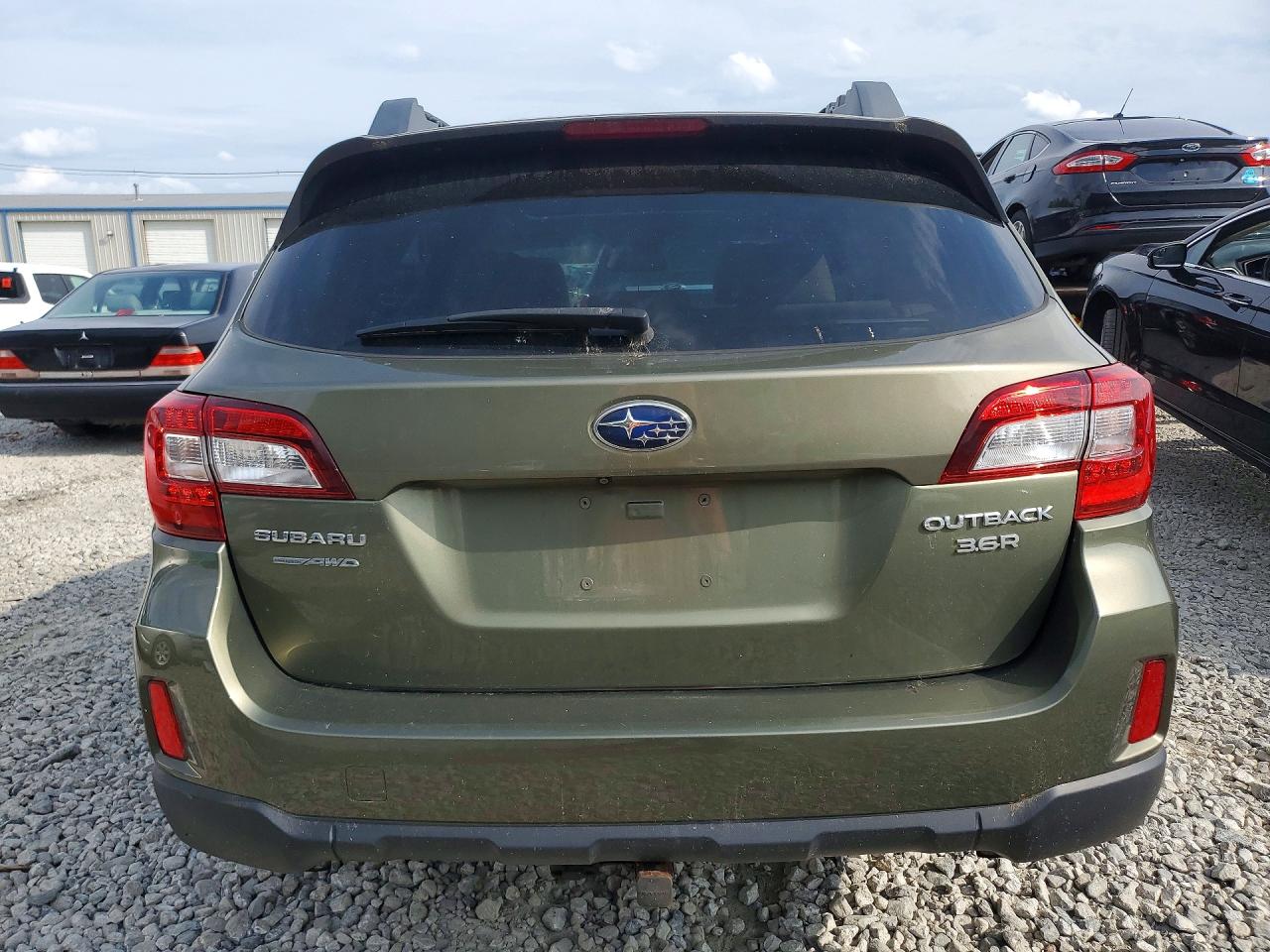 4S4BSELC9F3297875 · 2015 SUBARU OUTBACK · 6/13
