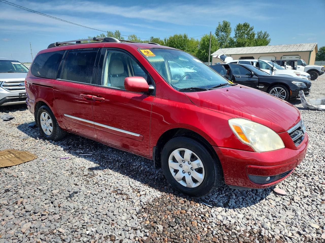 KNDMC233976022953 · 2007 HYUNDAI ENTOURAGE · 4/13