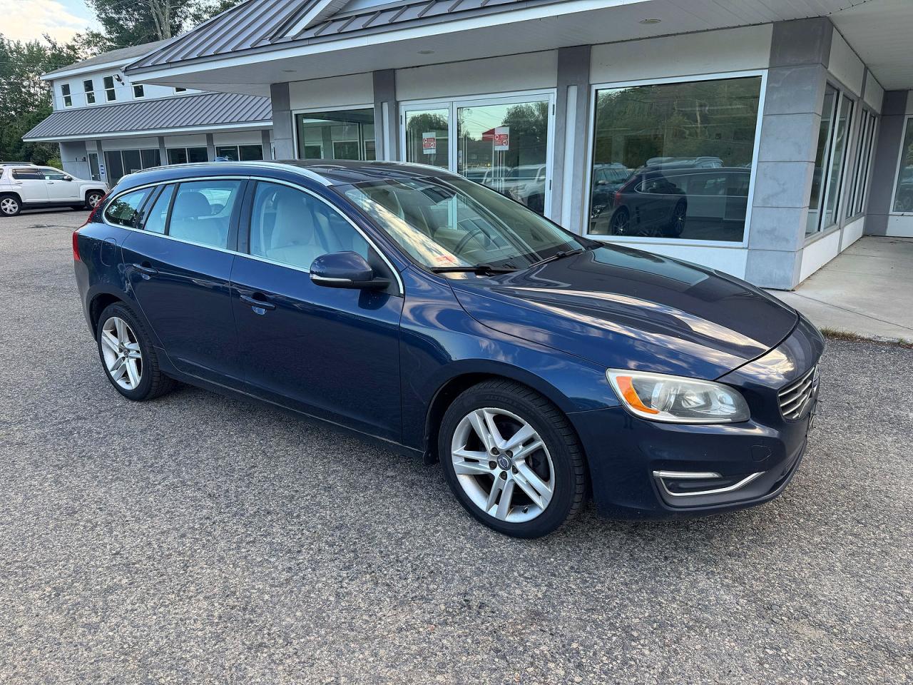 YV140MEK6F1254733 · 2015 VOLVO V60