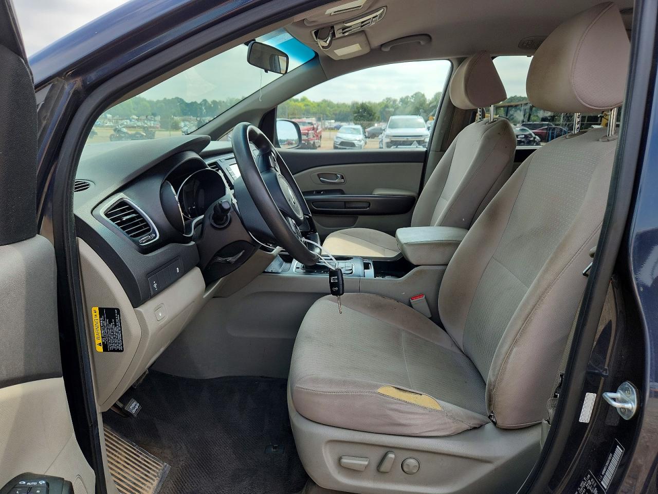 KNDMB5C19G6179255 · 2016 KIA SEDONA · 7/14