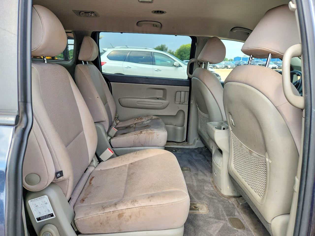 KNDMB5C19G6179255 · 2016 KIA SEDONA · 11/14