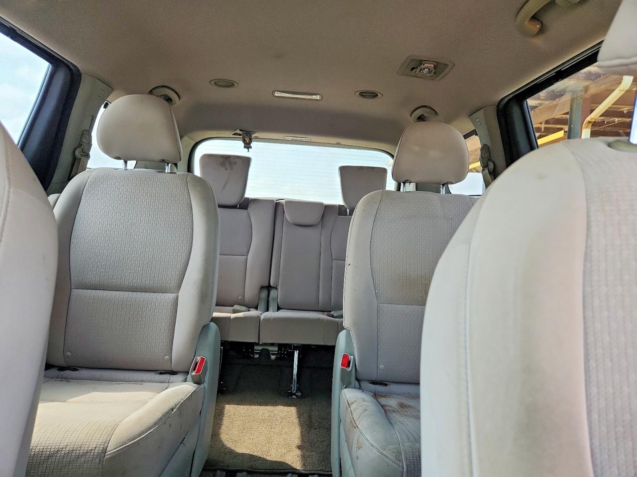 KNDMB5C19G6179255 · 2016 KIA SEDONA · 10/14