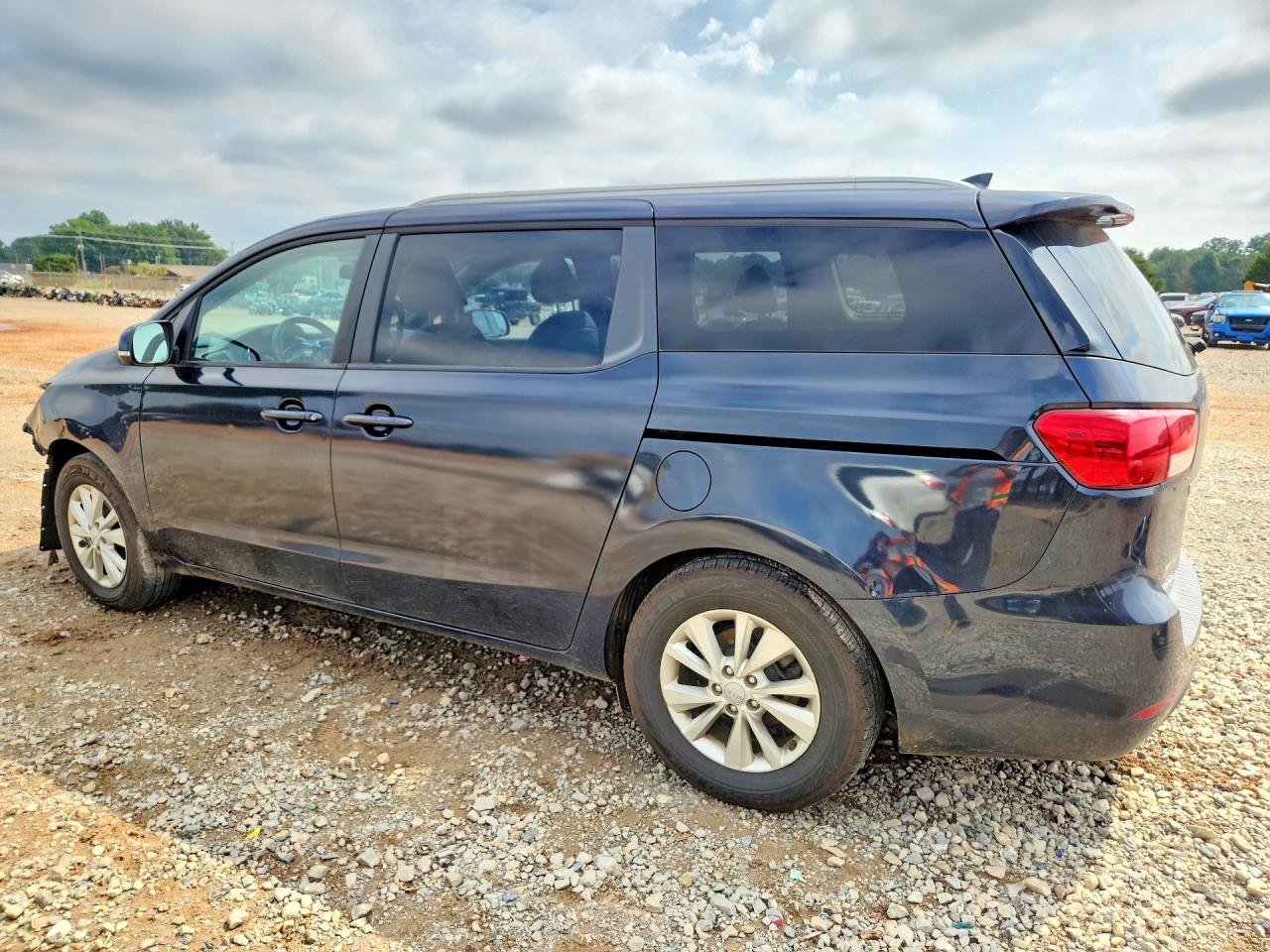 KNDMB5C19G6179255 · 2016 KIA SEDONA · 2/14