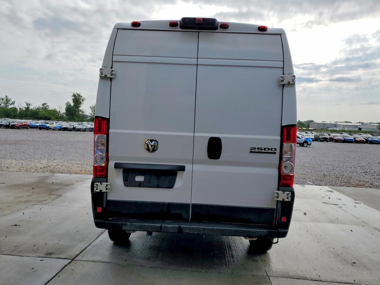 3C6LRVDG4PE571717 · 2023 RAM PROMASTER 2500 · 6/13