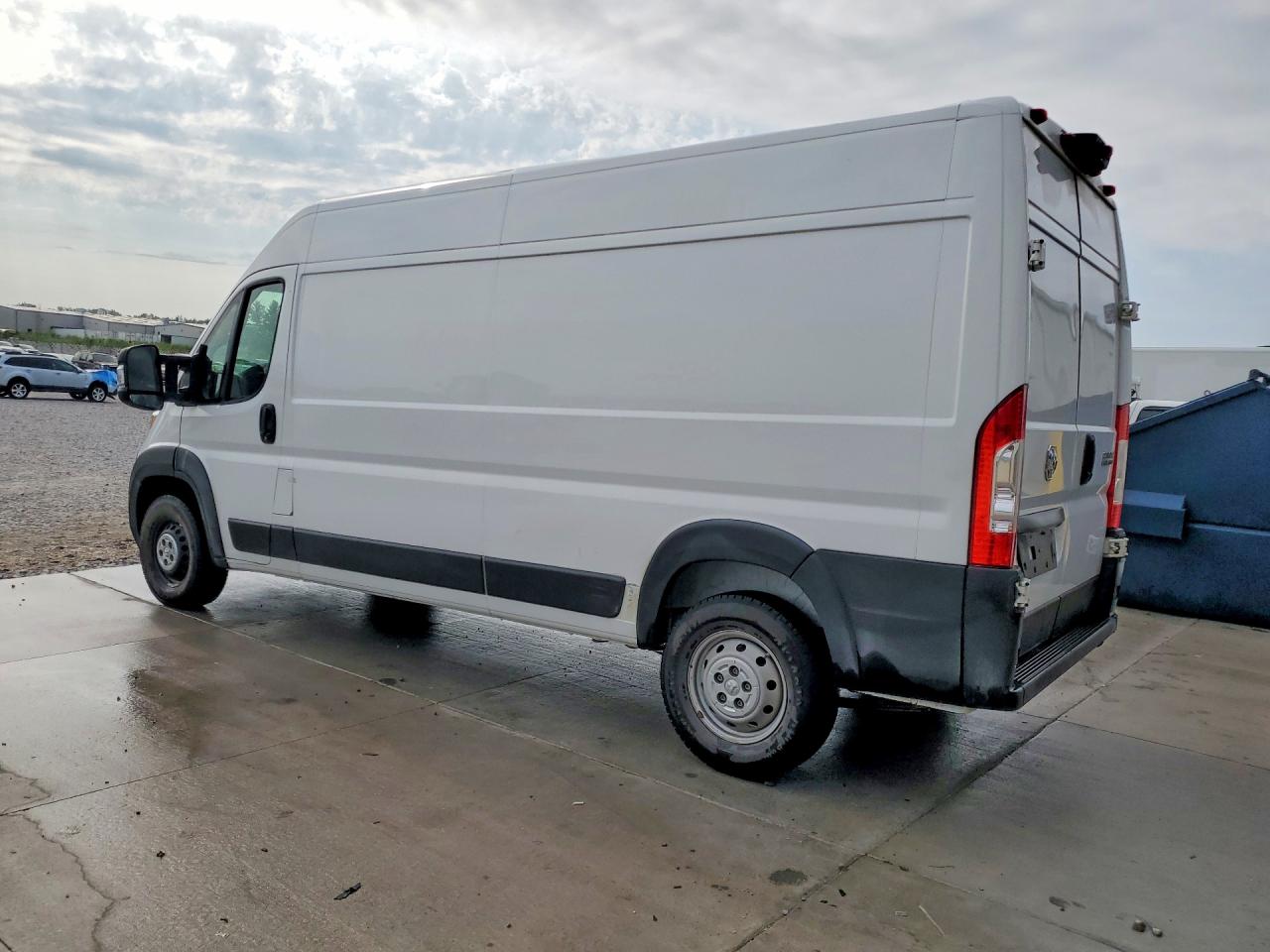 3C6LRVDG4PE571717 · 2023 RAM PROMASTER 2500 · 2/13