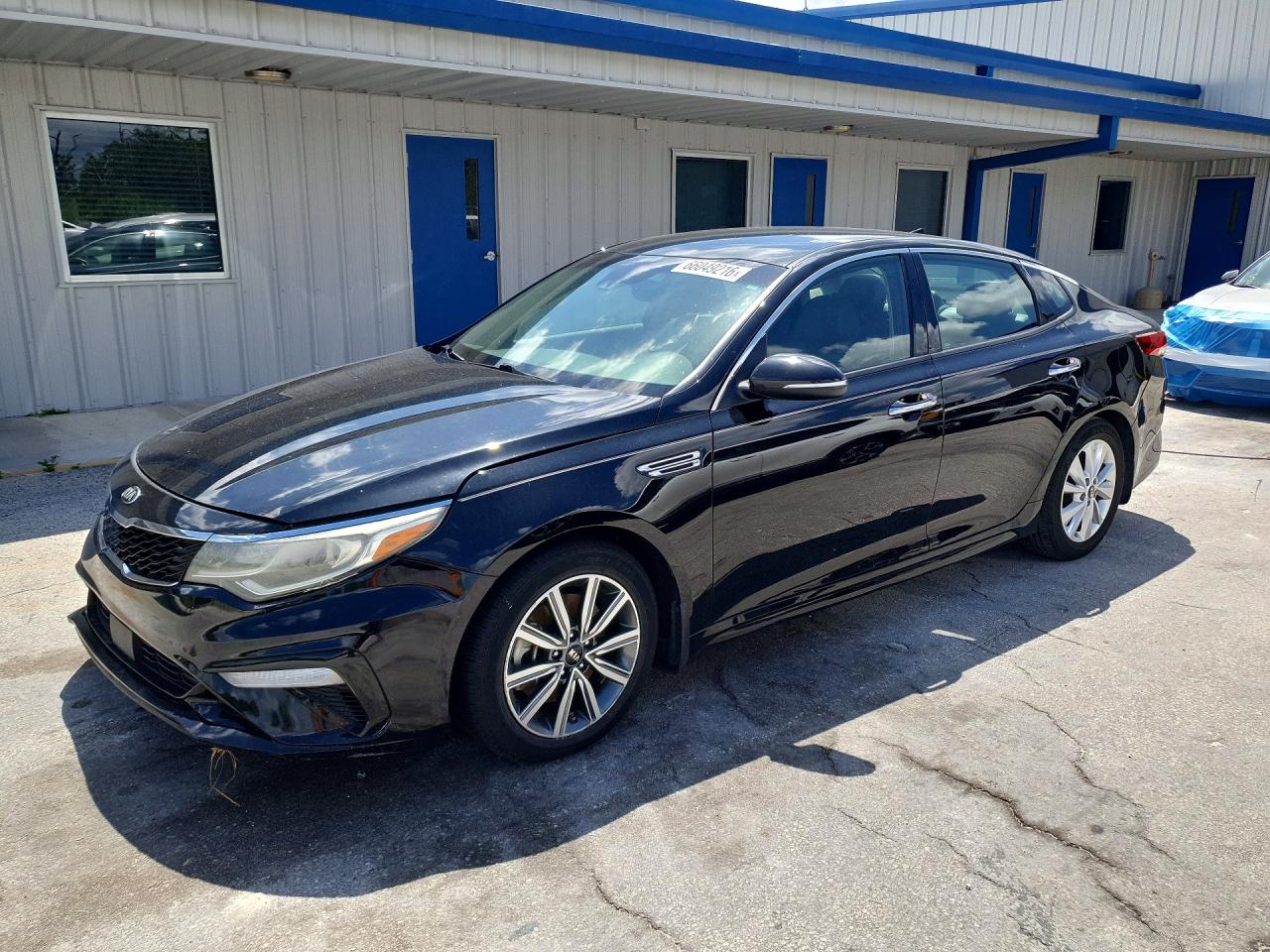 5XXGU4L17KG311702 · 2019 KIA OPTIMA
