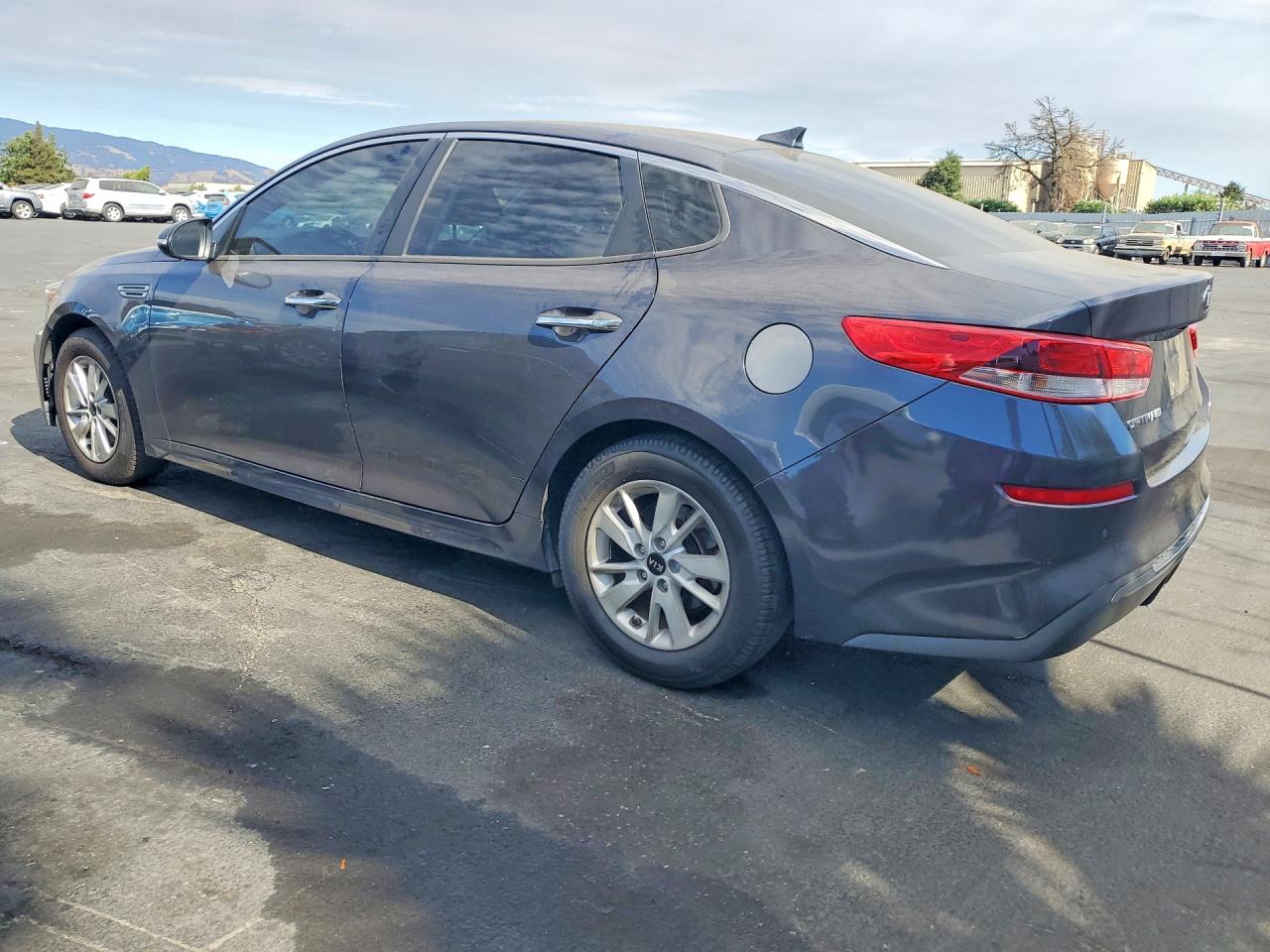5XXGT4L38KG276544 · 2019 KIA OPTIMA · 2/12