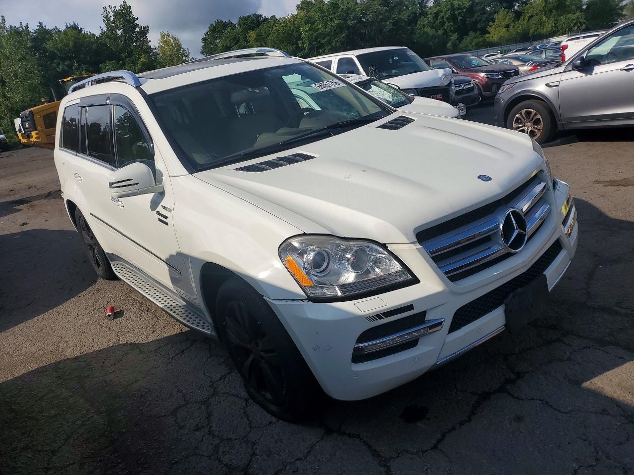 4JGBF7BEXCA793827 · 2012 MERCEDES-BENZ GL · 4/13