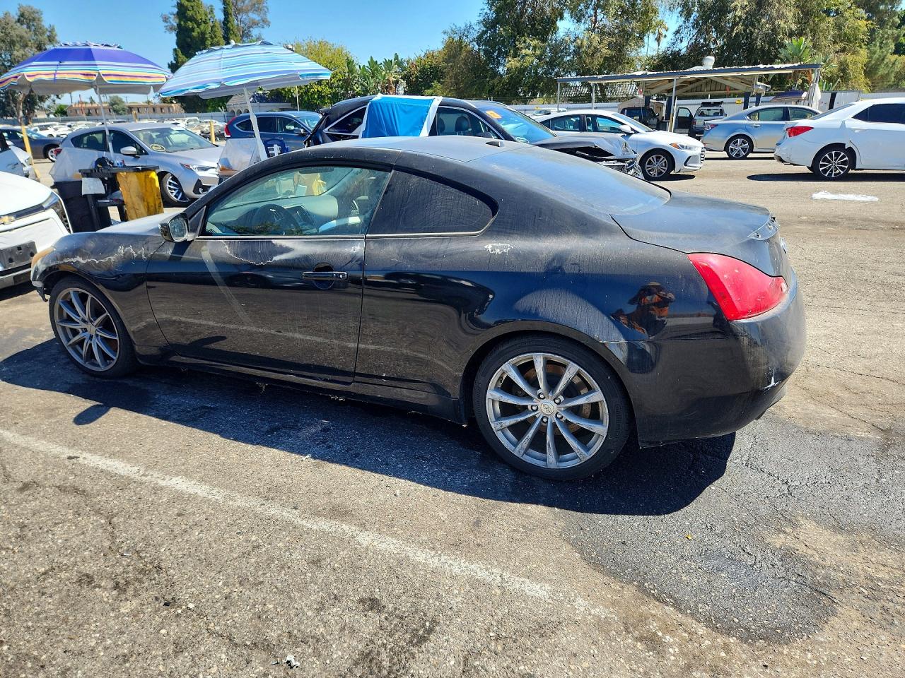 JNKCV64E68M119990 · 2008 INFINITI G37 · 2/12