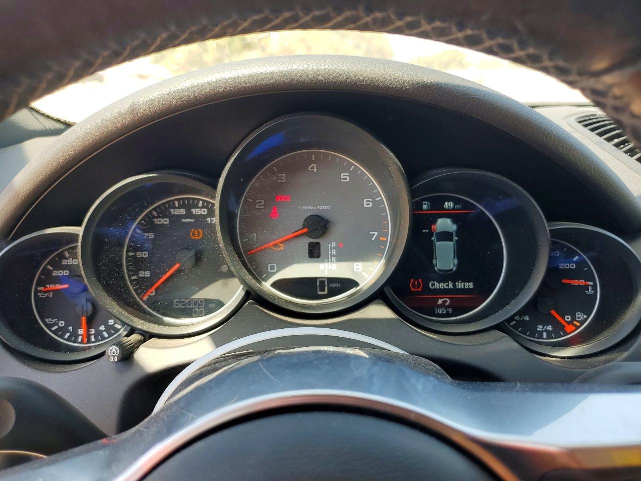 WP1AB2A24HLA52752 · 2017 PORSCHE CAYENNE · 9/13