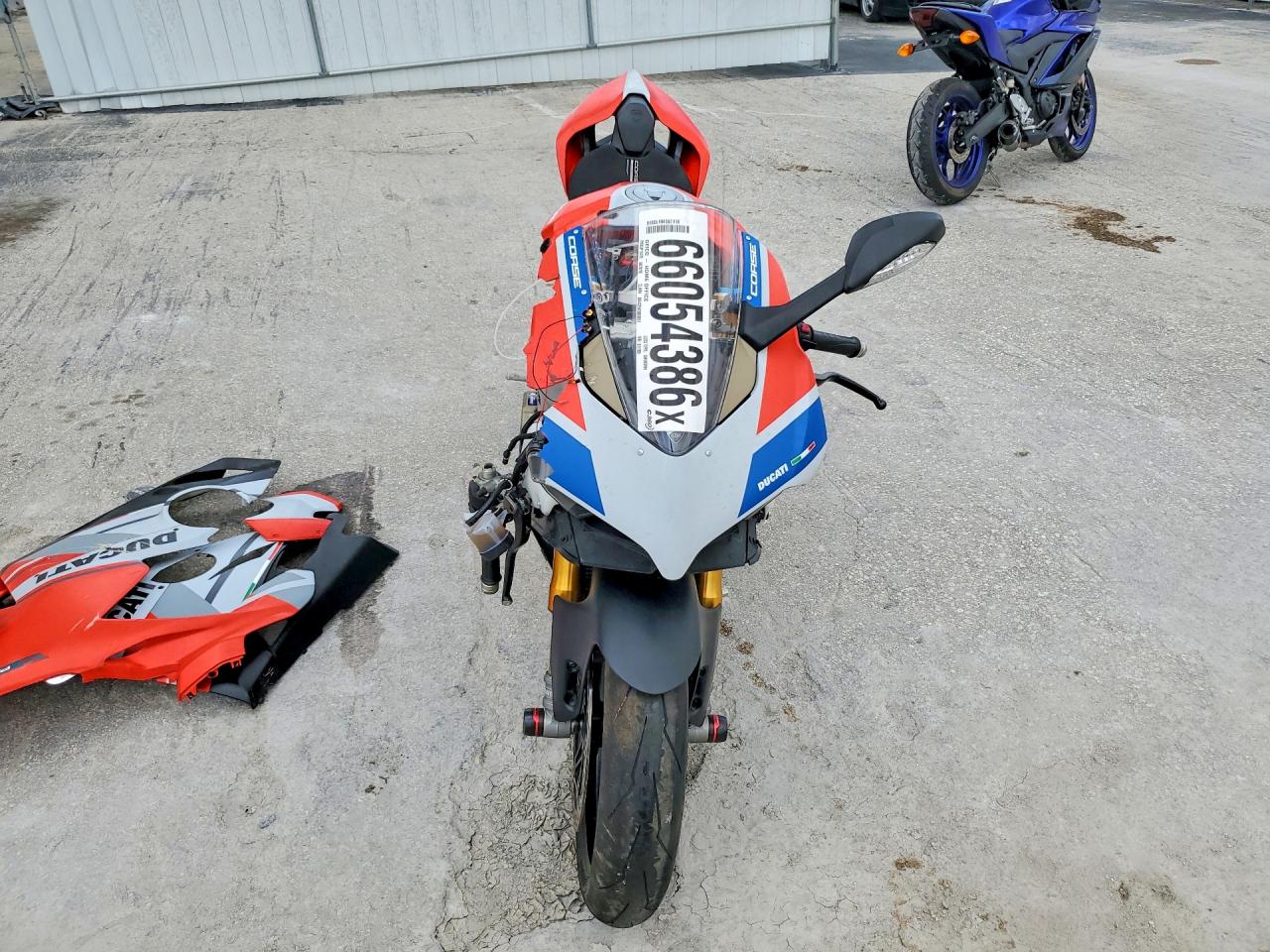 ZDMDAGNW9KB011109 · 2019 DUCATI PANIGALE · 2/10