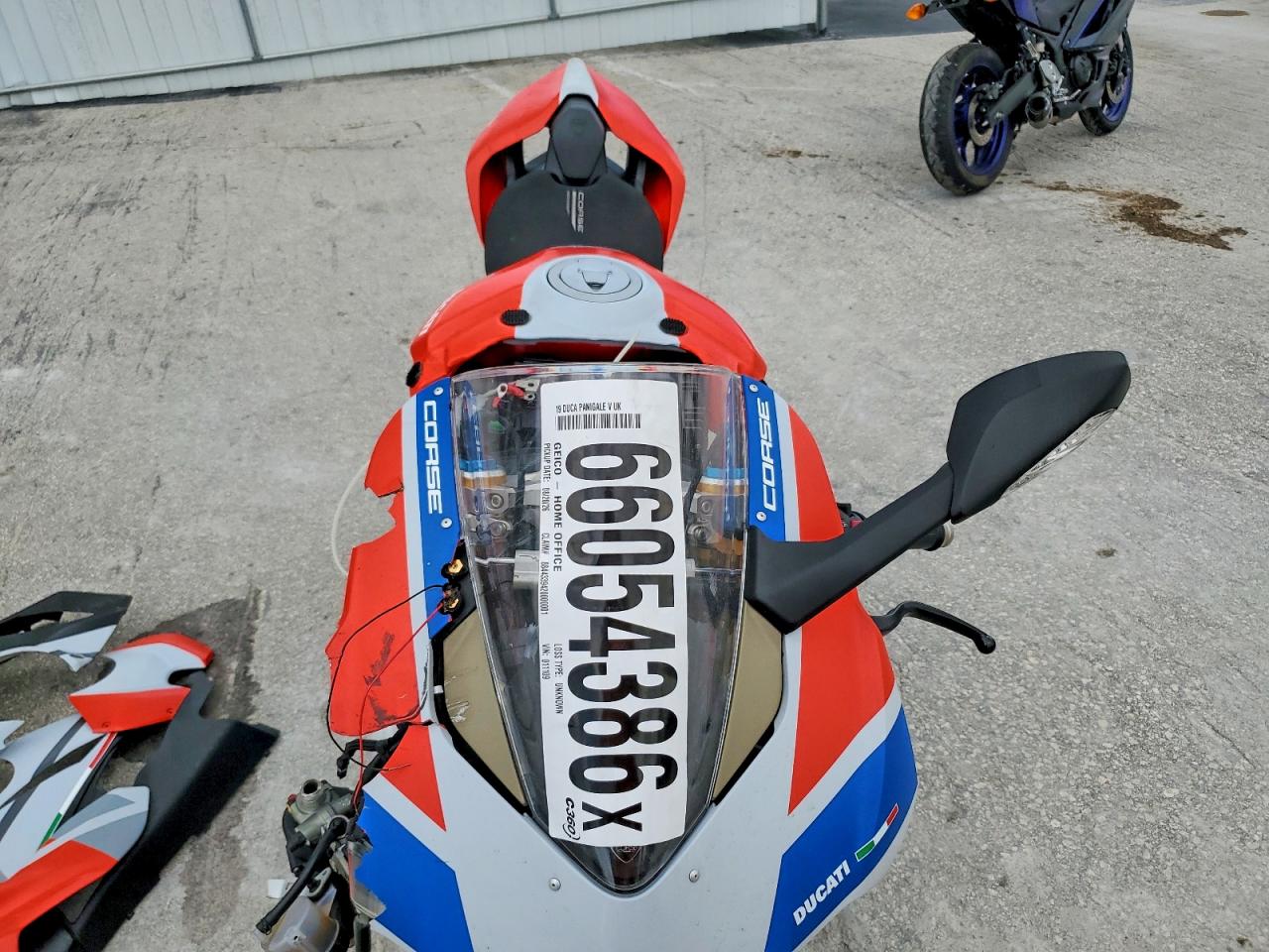 ZDMDAGNW9KB011109 · 2019 DUCATI PANIGALE · 5/10