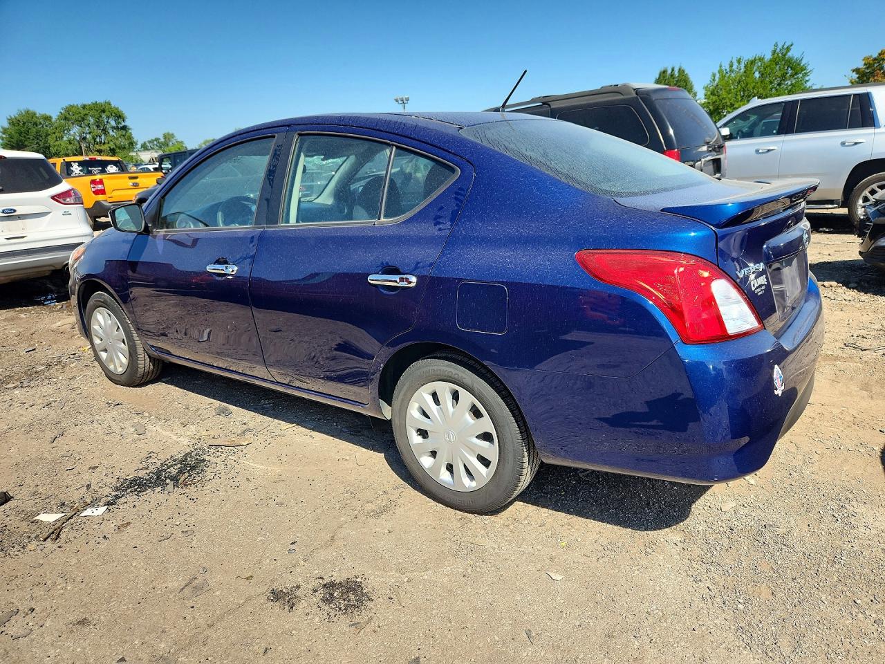 3N1CN7AP1JL800431 · 2018 NISSAN VERSA · 2/12