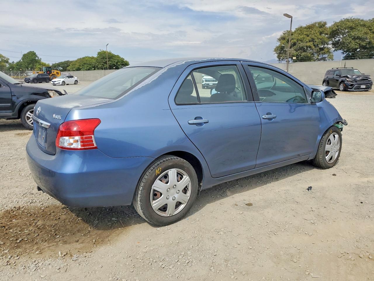 JTDBT4K3XA1363643 · 2010 TOYOTA YARIS · 3/13