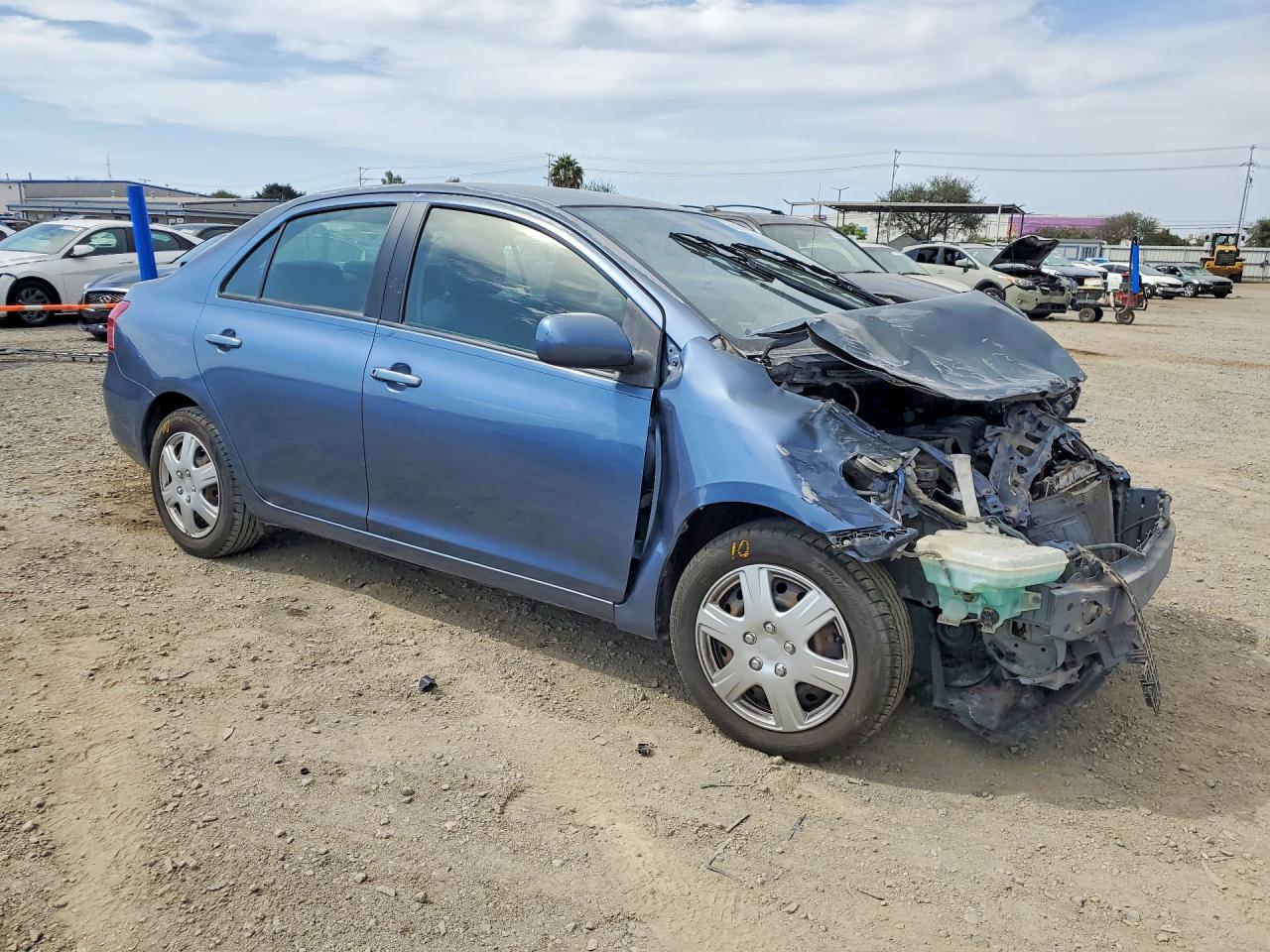 JTDBT4K3XA1363643 · 2010 TOYOTA YARIS · 4/13