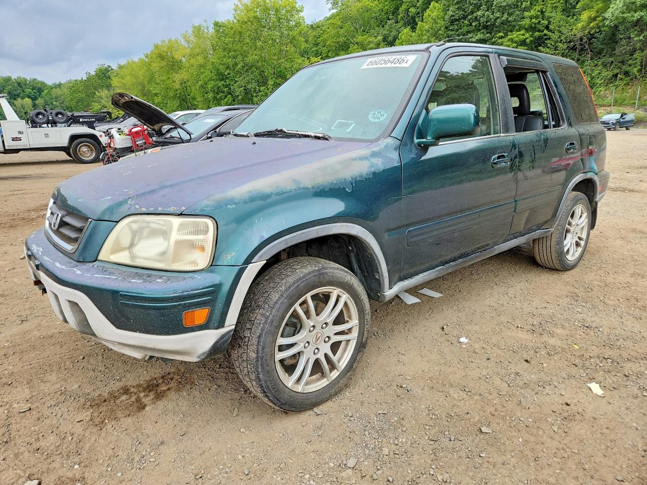 JHLRD1876YS010621 · 2000 HONDA CR-V