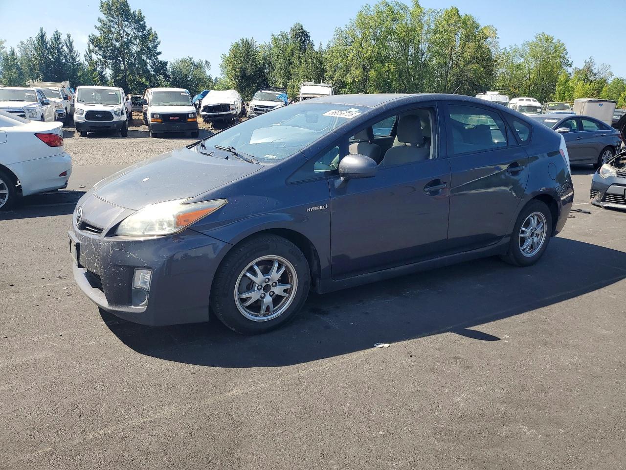 JTDKN3DU8B0316869 · 2011 TOYOTA PRIUS