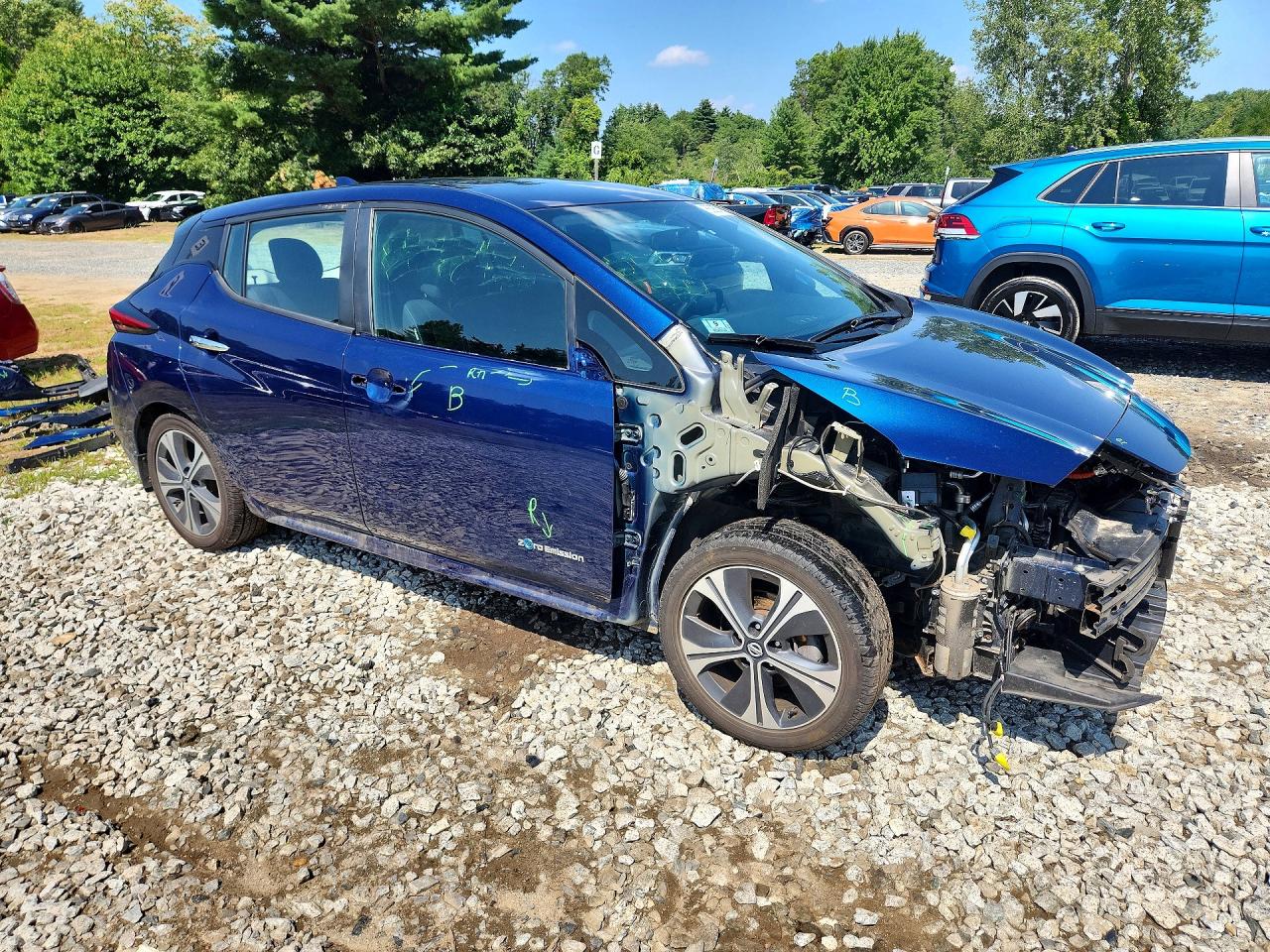 1N4AZ1CPXJC303088 · 2018 NISSAN LEAF · 4/13