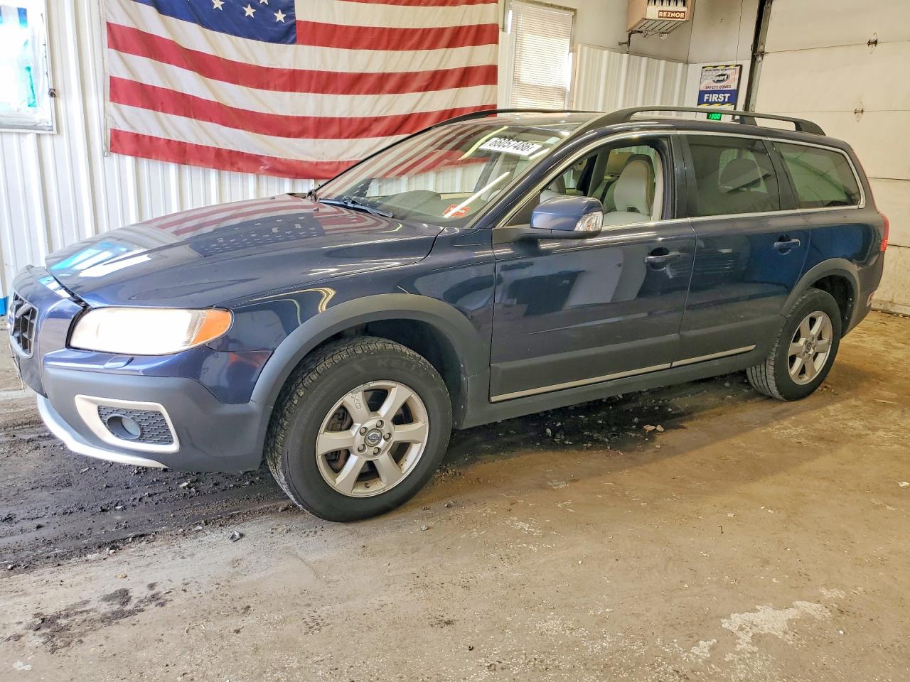 2012 VOLVO XC70