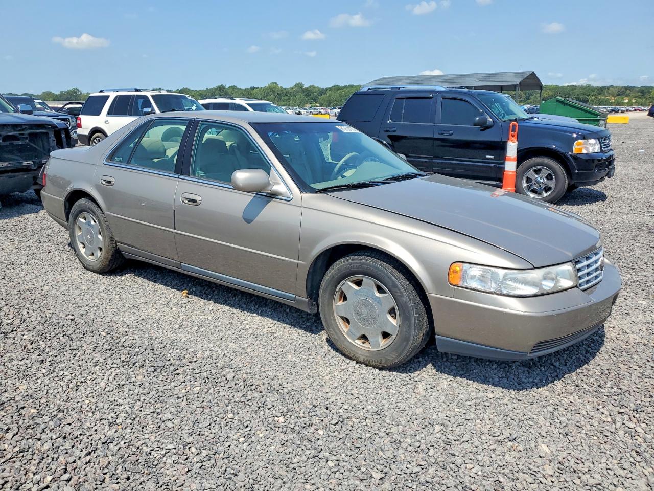 1G6KS54Y5YU171320 · 2000 CADILLAC SEVILLE · 4/12