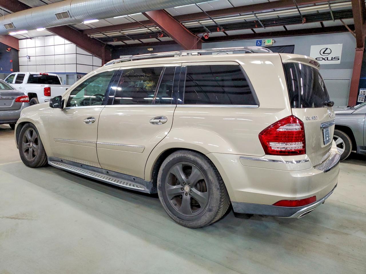 4JGBF7BE7CA774717 · 2012 MERCEDES-BENZ GL · 2/13