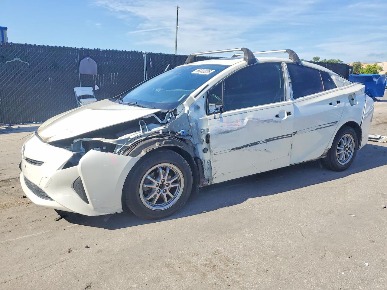 JTDKARFU2H3039123 · 2017 TOYOTA PRIUS