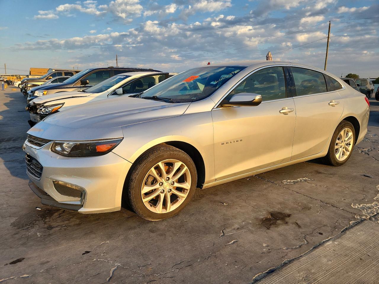 1G1ZD5ST5JF134347 · 2018 CHEVROLET MALIBU